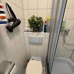 Moebliertes Naehe Universitaet & Klinik Temporaere Aufenthalte Apartman *