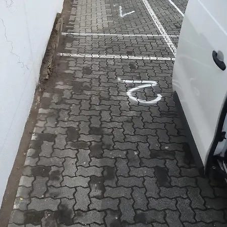 Moebliertes Naehe Universitaet & Klinik Temporaere Aufenthalte *